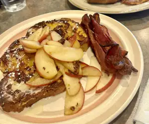 Apple dumpling French toast